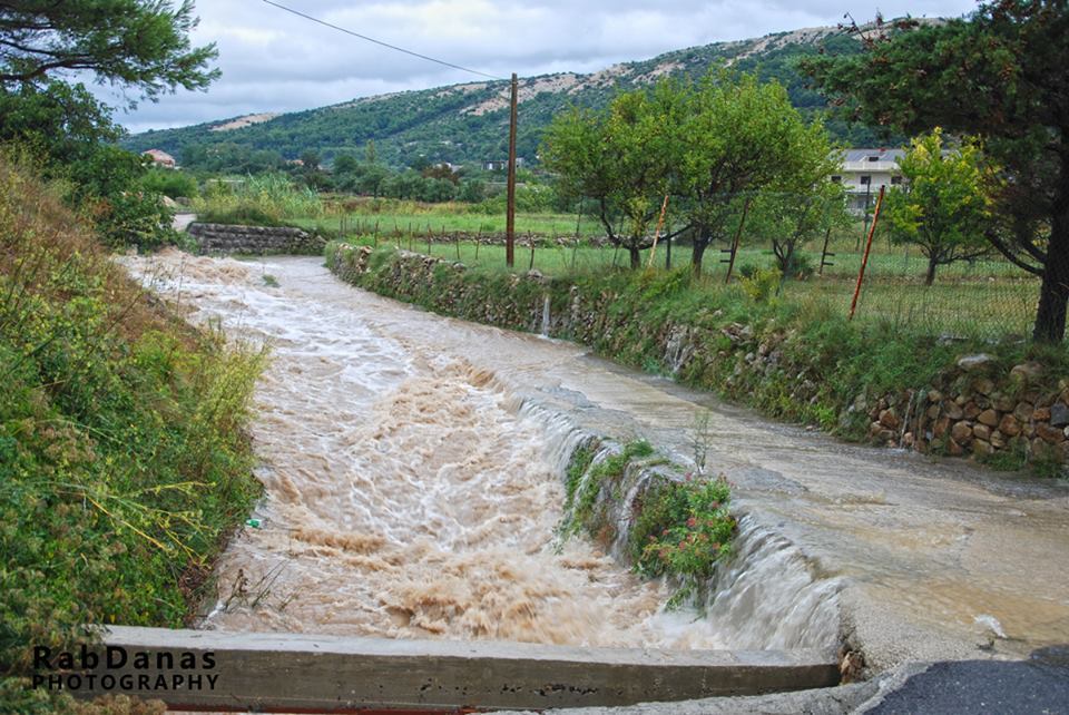Kiša potopila Crikvenicu, Selce, Novi Vinodolski, Rab  