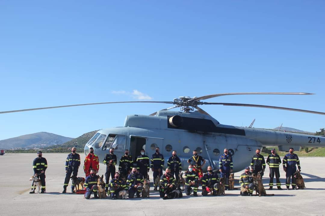 Helikopterska obuka vatrogasnih K-9 timova