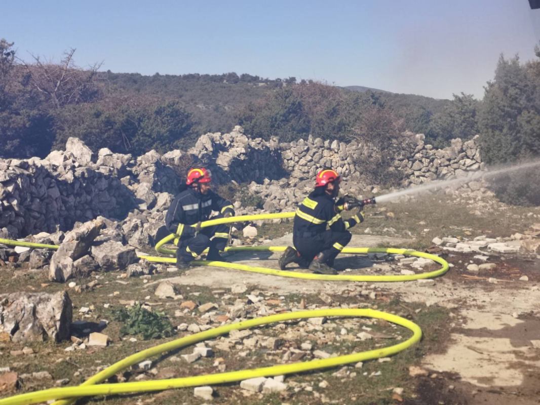 Izvrstan primjer suradnje za bolju zajednicu - vatrogasci Cresa i Lošinja